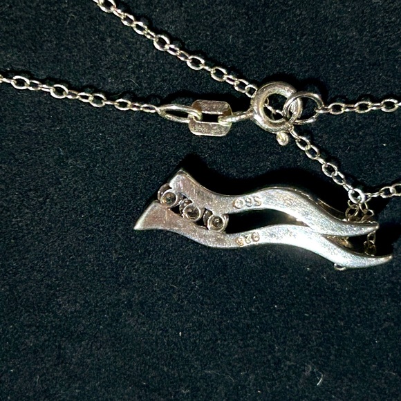 Sterling Silver & Cubic Zirconia Crystal Pendant w/ Chain - Picture 2 of 4